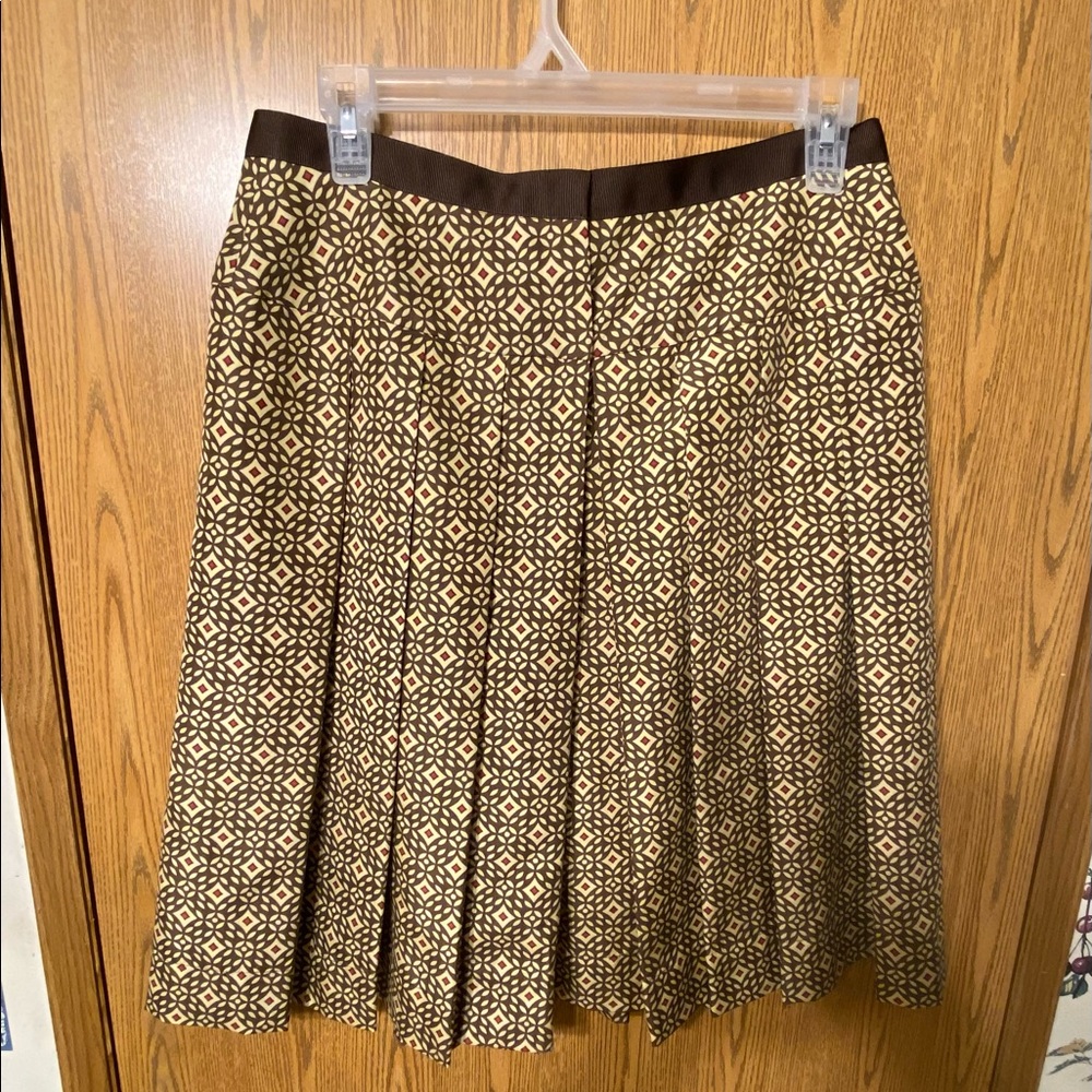 Anne Klein silk skirt pleated